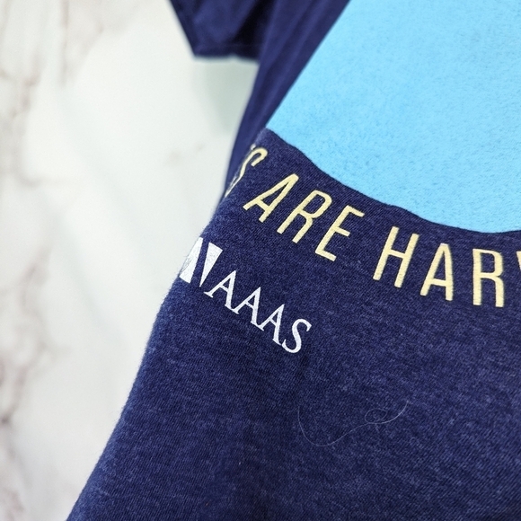 Science Shirt Men Small Good Planets Hard To Find Climate Change Evolution AAAS - Picture 9 of 11